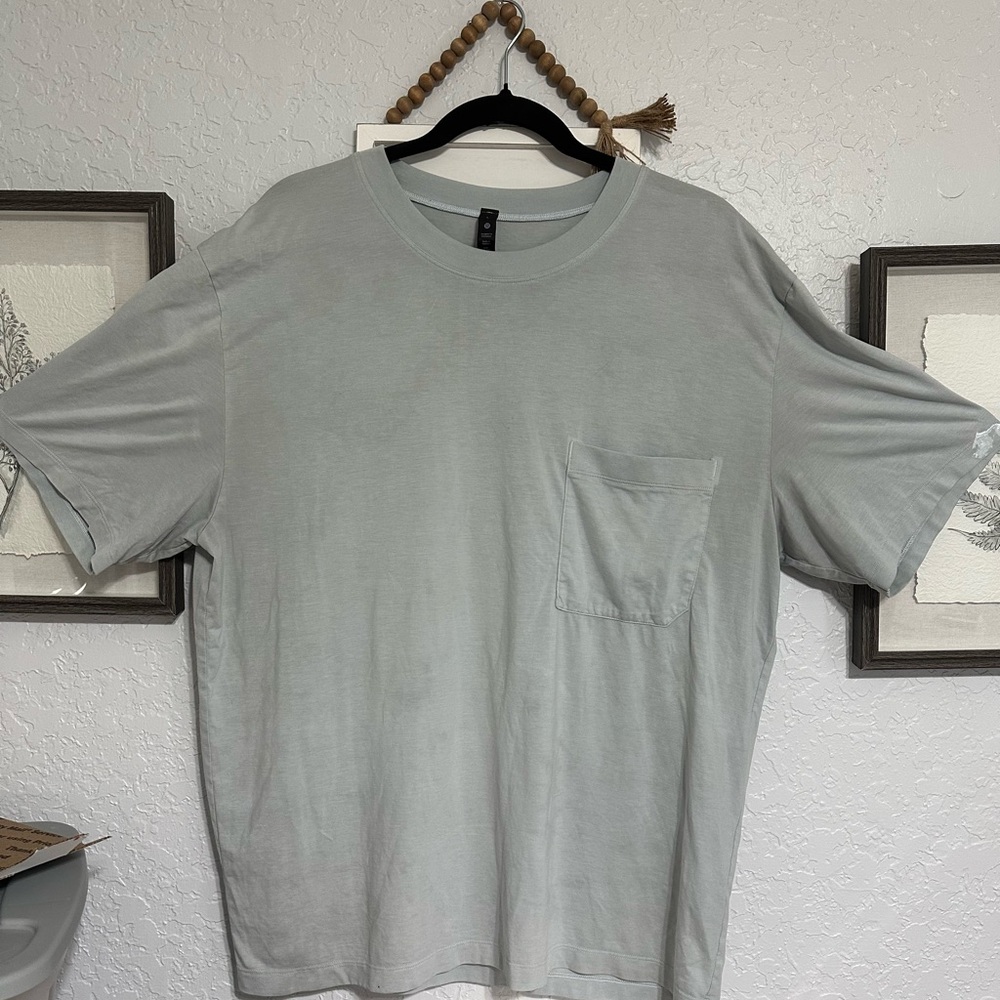 Men's Gray T-Shirt Lululemon Men Large